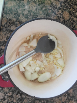 garlicky spinach broccoli soup sauteeing garlic onion